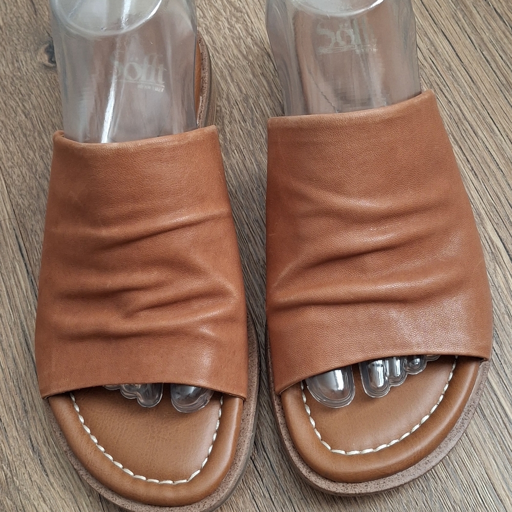 Womens Sofft Leather Sandals Sz 7